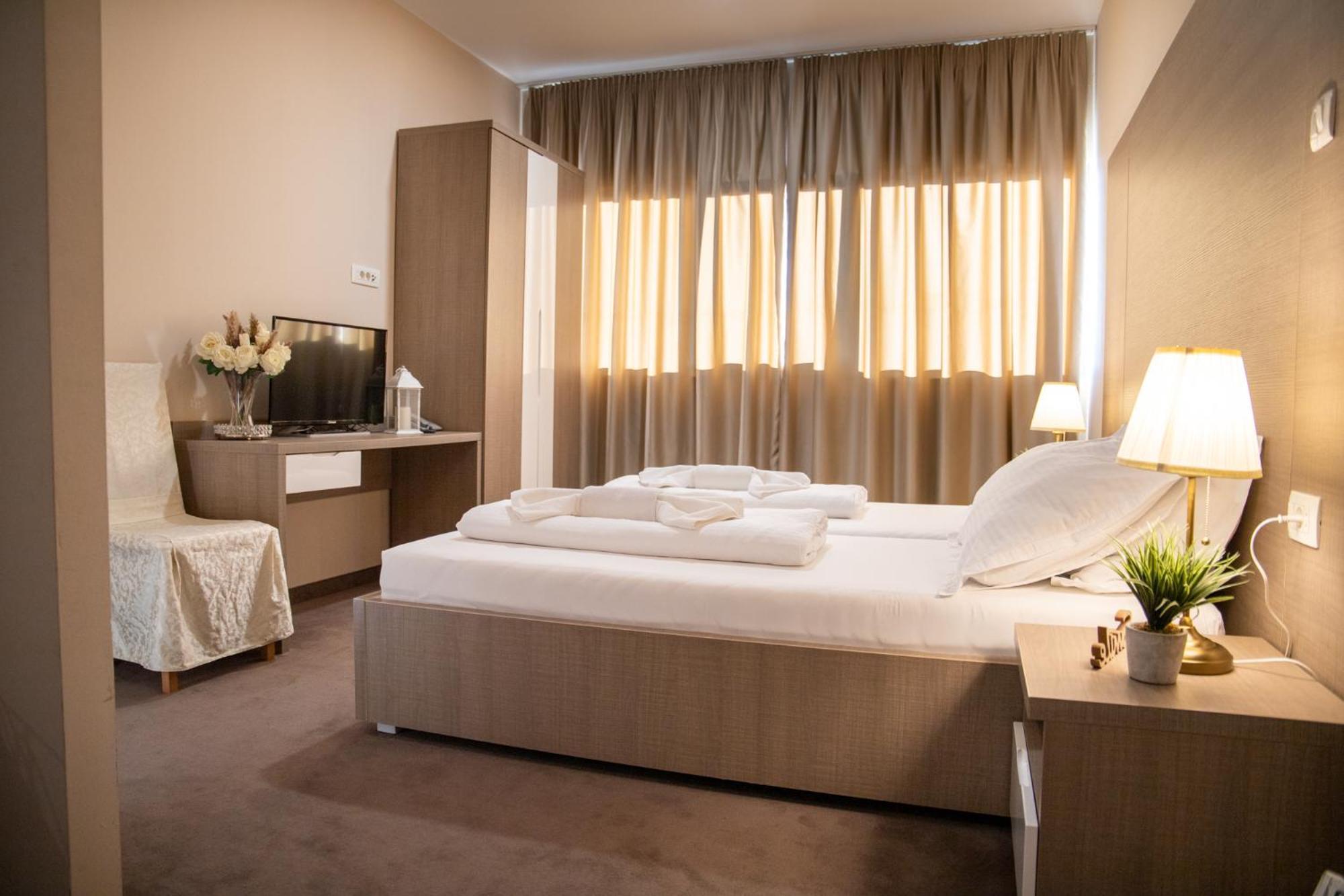 Hotel Narenta Metkovic Bagian luar foto